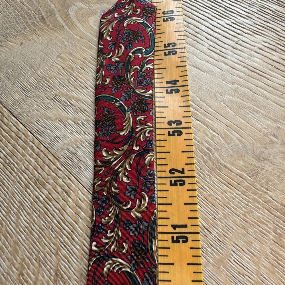 STUNNING SILK Cerruti Vintage tie floral paisley red NWOT Price Firm!